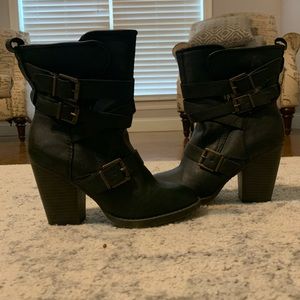 EUC - Just Fab - size 5.5
